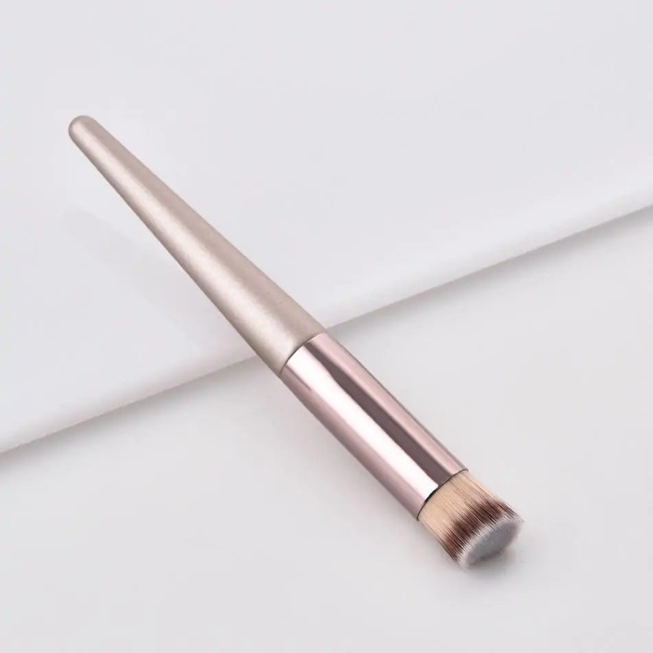 Beautiful Wooden Cosmetic Brush Set for Your Everyday Glow